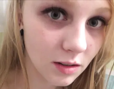 Муж трахает молодую жену в бурных домашних порно сценах по семейному