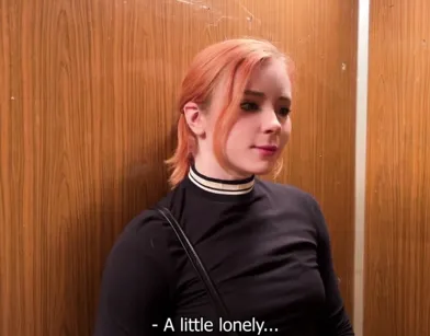 Домашняя скука вынудил мужика трахнуть проверенную соседку и изменить своей жене