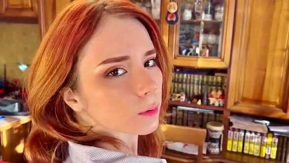 Попка красивой русской девушки просто создана для секса