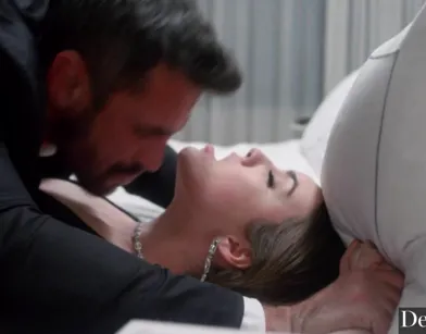 Домашний секс оказался под угрозой срыва из-за рассинхрона в действиях пары