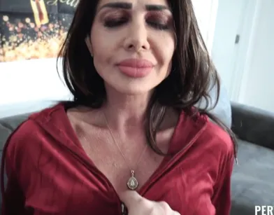 2022 год начался сексом со зрелой милфой