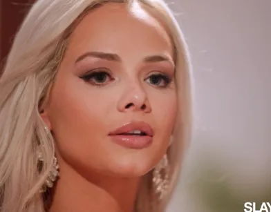 Красотка Эльза дает лизать сладкую киску своей подруге лесбиянке