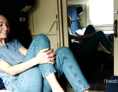 Знакомство с девушкой в поезде закончилось сексом